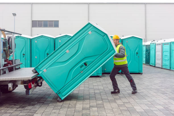 Best Portable restroom trailer rental  in Cavalero, WA