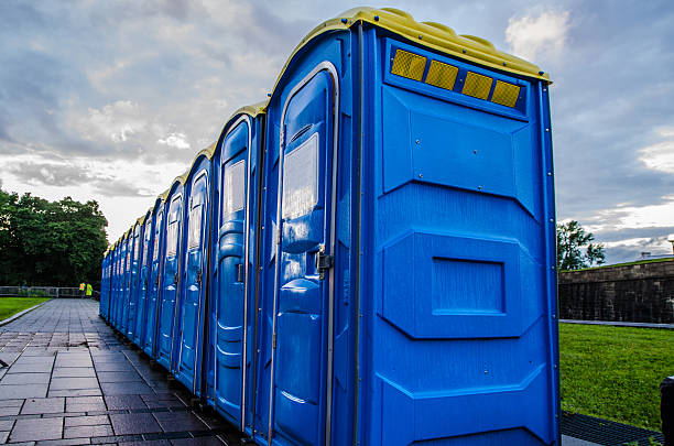 Best Portable bathroom rental  in Cavalero, WA