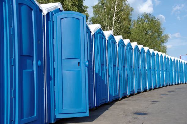 Best Luxury portable toilet rental  in Cavalero, WA
